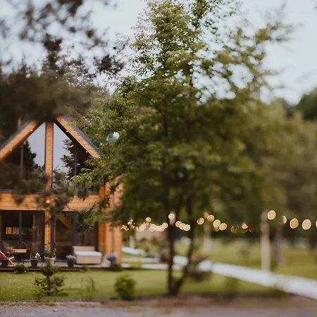 Przystan Splawy 別荘 Nowe Zalucze